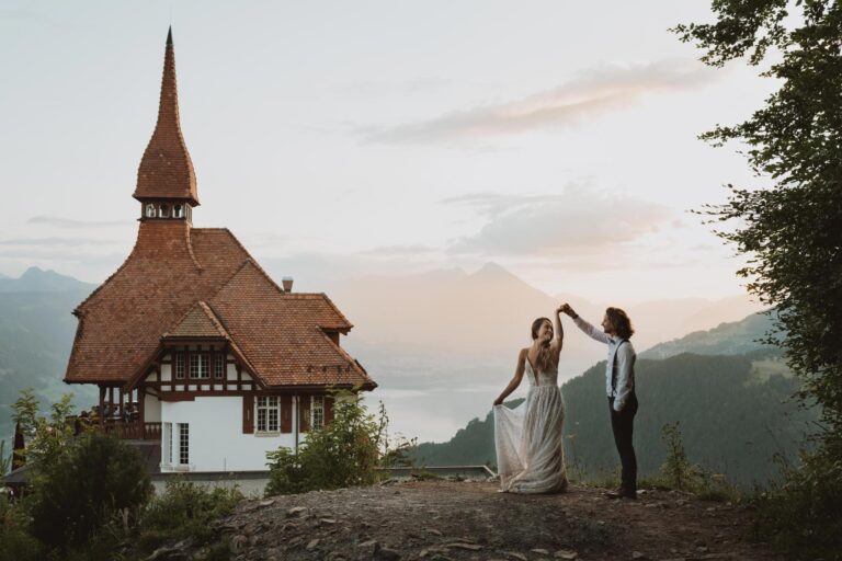 Konstantin & Shelby - trouwfotografie - Harder Kulm, Zwitserland