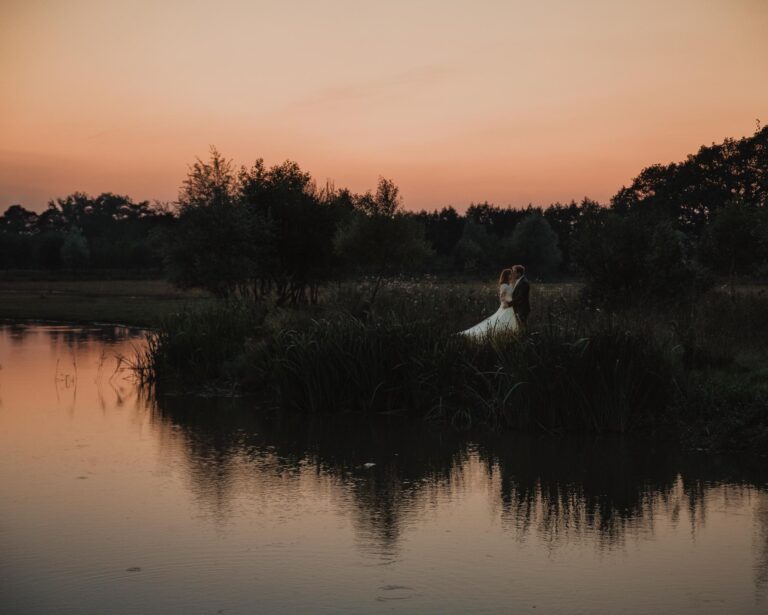 After wedding shoot Roelof & Inge golden hour Heide Klencke