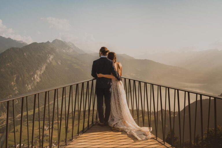Konstantin & Shelby - trouwfotografie - Harder Kulm, Zwitserland