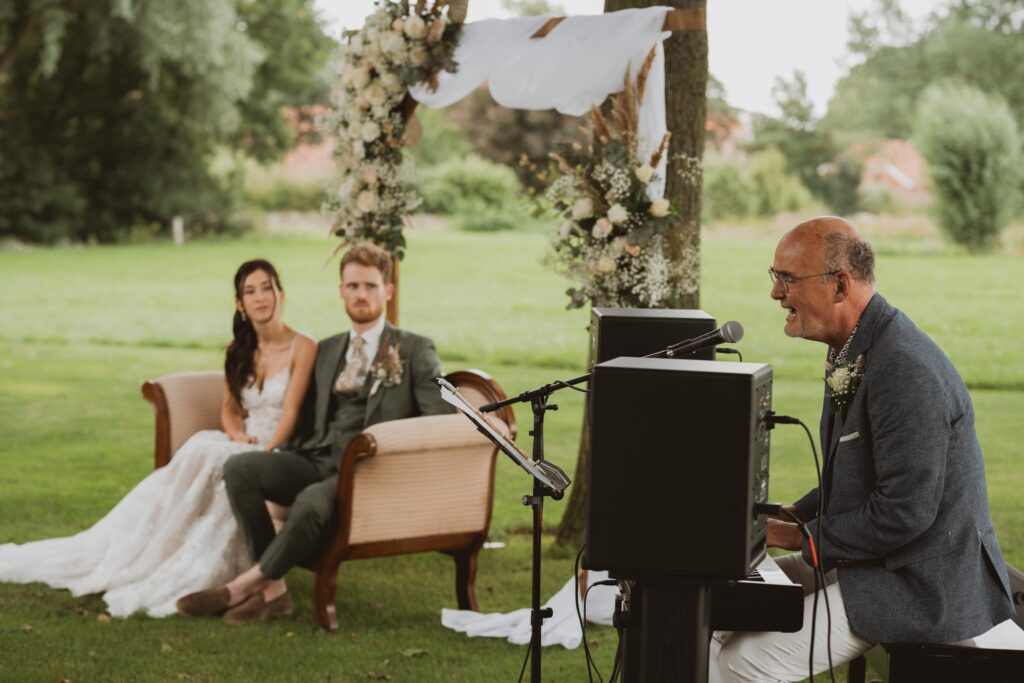 Ruben & Elif - Trouwfotgrafie - Boerderijcafé De Mausel, Noordbroek