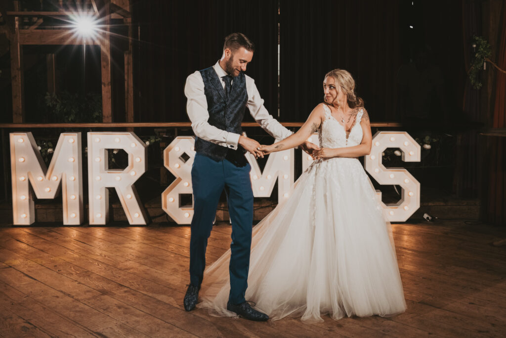 Patrick en Naomi - Trouwfoto's - Klein Oever, Balkbrug - de beste trouwfotograaf