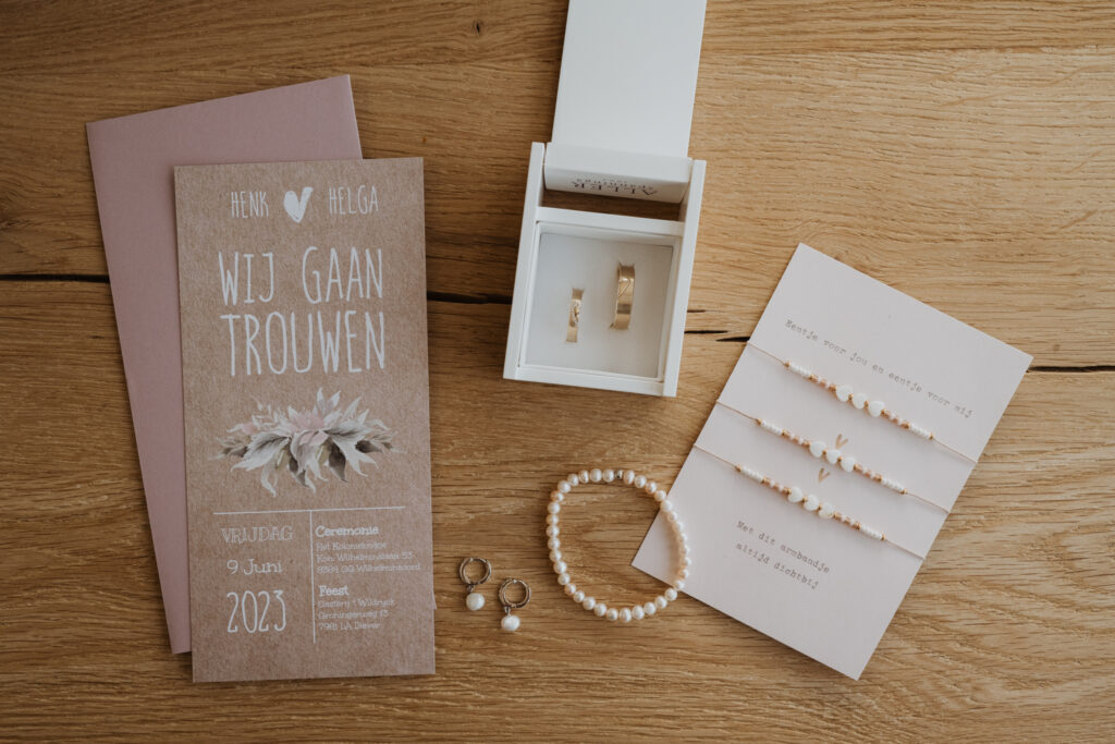 Henk en Helga - Trouwfoto's - Koloniekerkje Wilhelminaoord