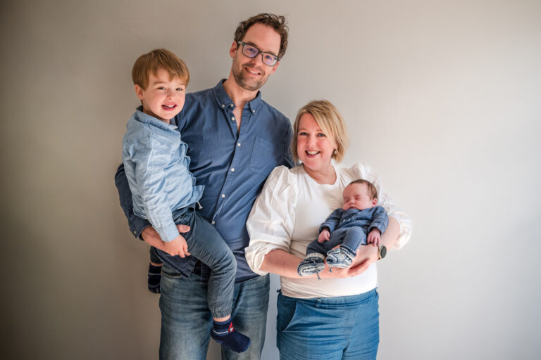 Bas en Marian Newbornshoot - newborn shoot Groningen